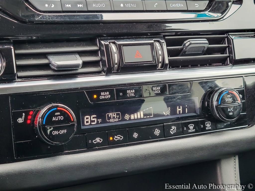 Used 2024 Nissan Pathfinder SV AWD/4WD image 20