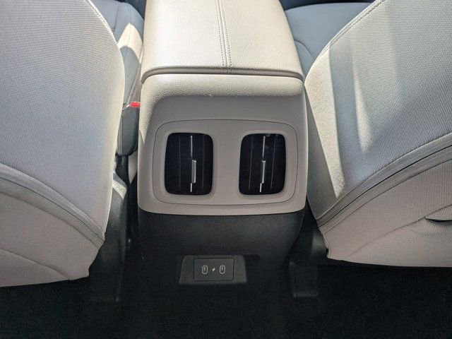 Used 2025 Hyundai Tucson SEL image 16