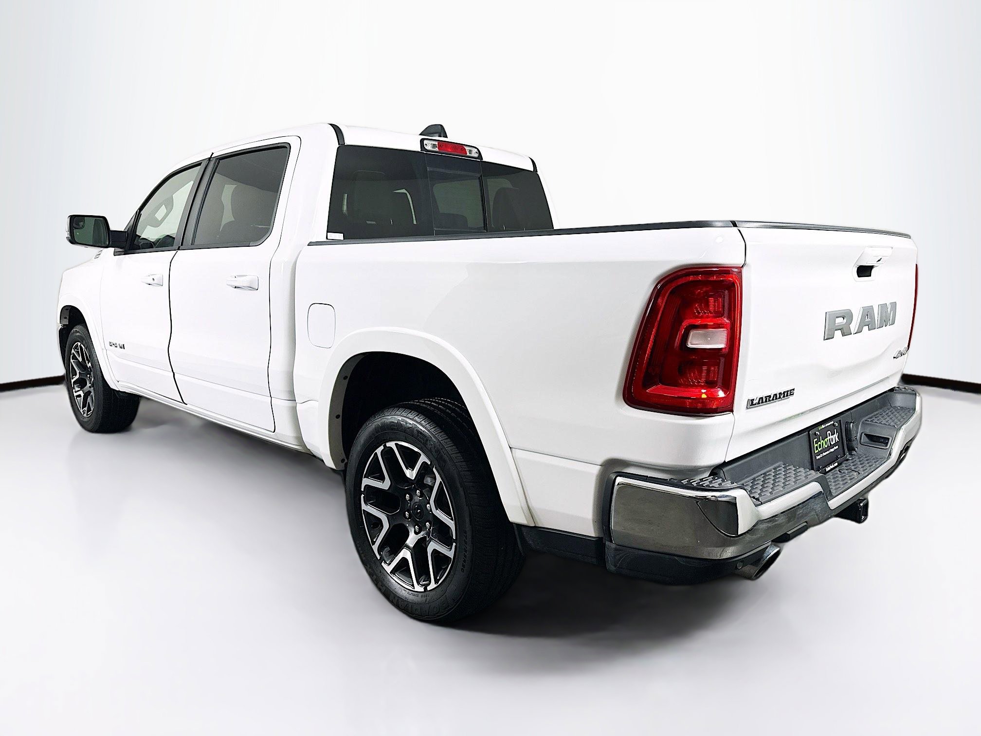 Used 2025 RAM 1500 Laramie image 5