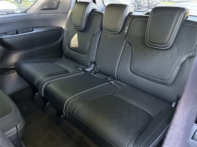 New 2026 INFINITI QX80 Autograph w/ Premium Cargo Package image 24