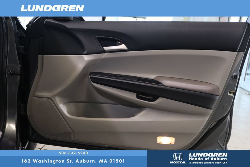 Used 2011 Honda Accord LX image 14