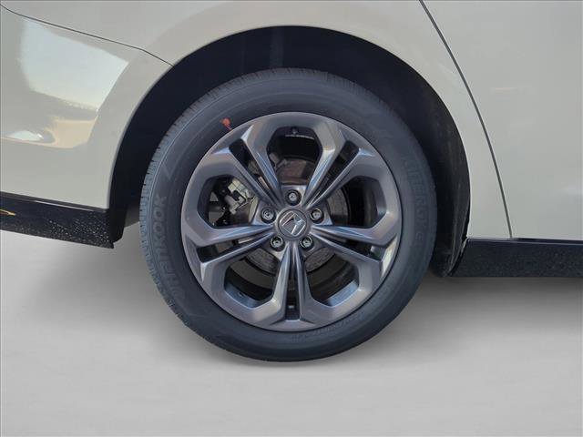 Certified 2025 Honda Accord EX-L image 11