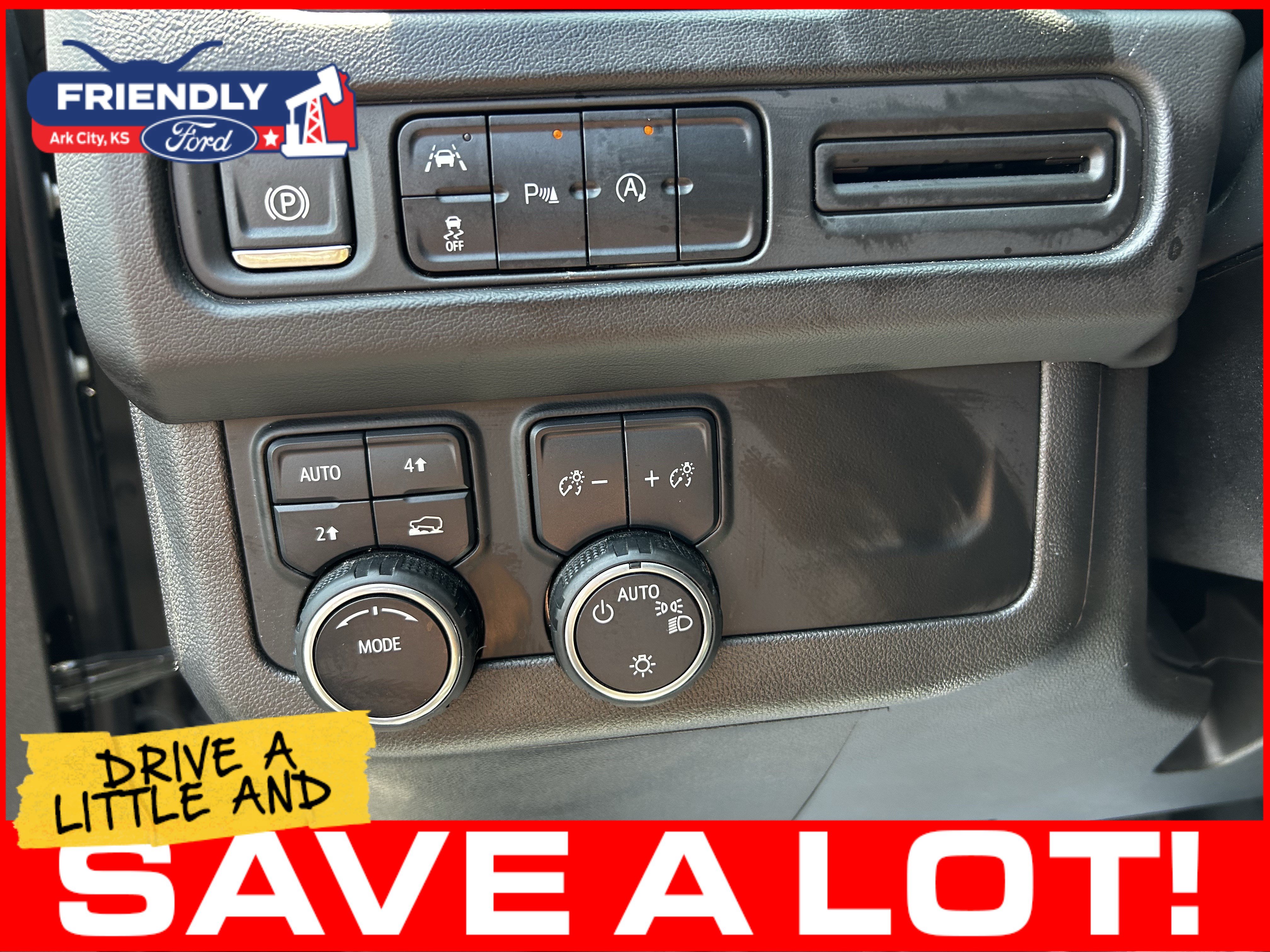 Used 2024 Chevrolet Tahoe LT AWD/4WD image 26