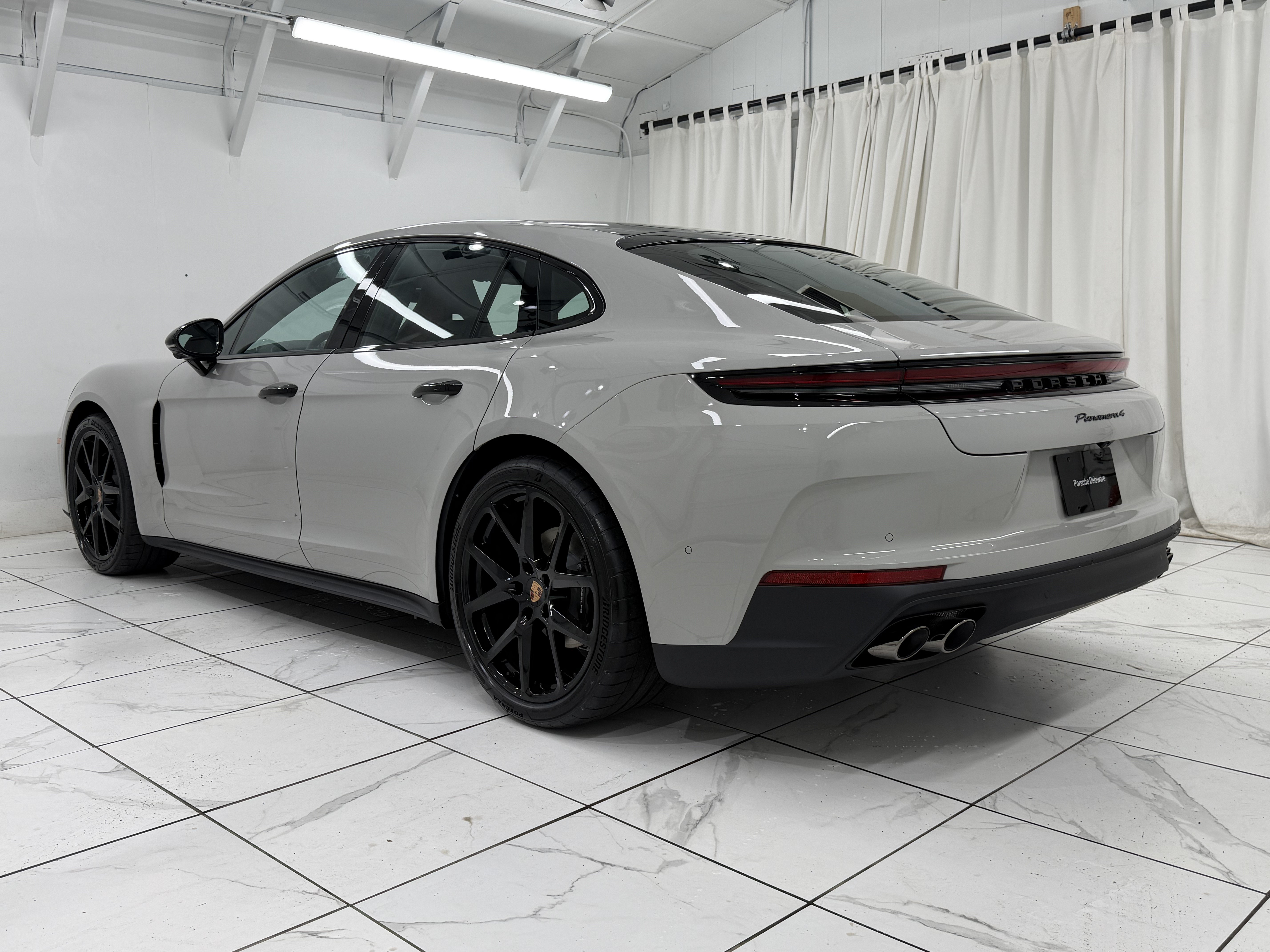 New 2026 Porsche Panamera 4 AWD/4WD image 3