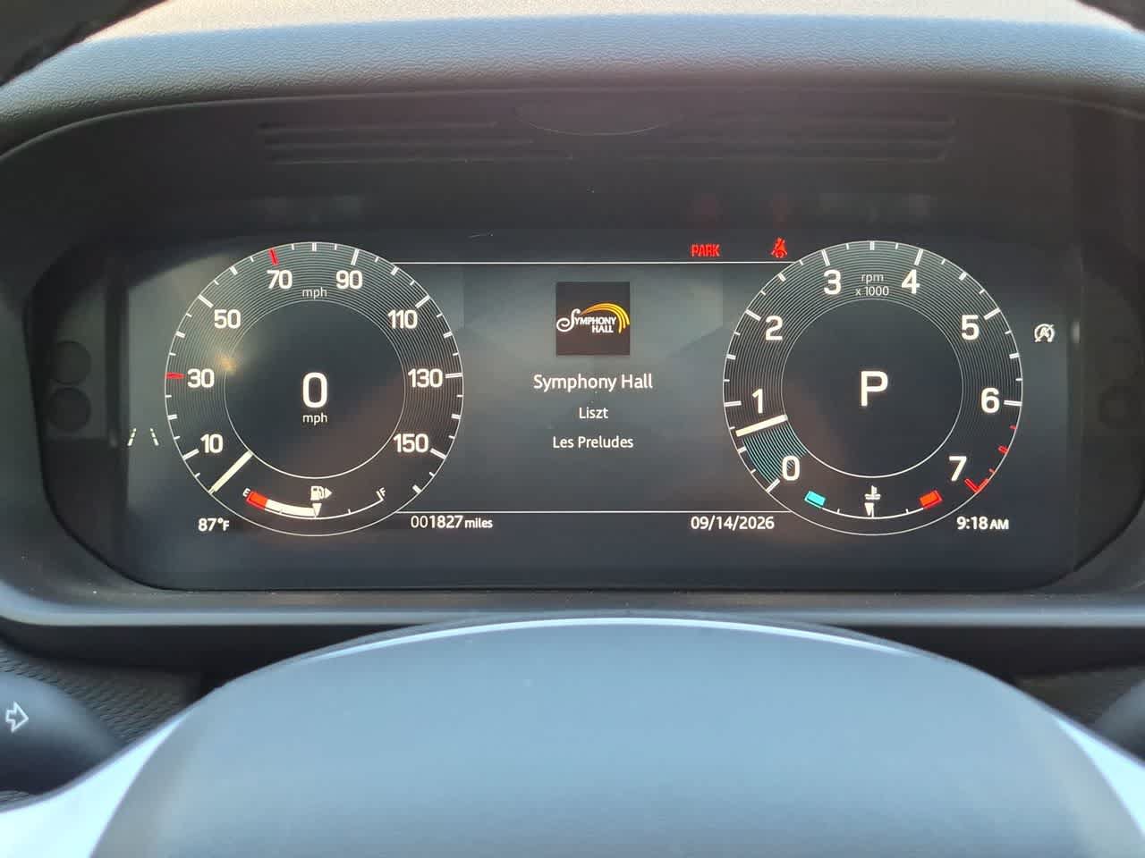 Certified 2025 Land Rover Discovery Dynamic SE AWD/4WD image 32