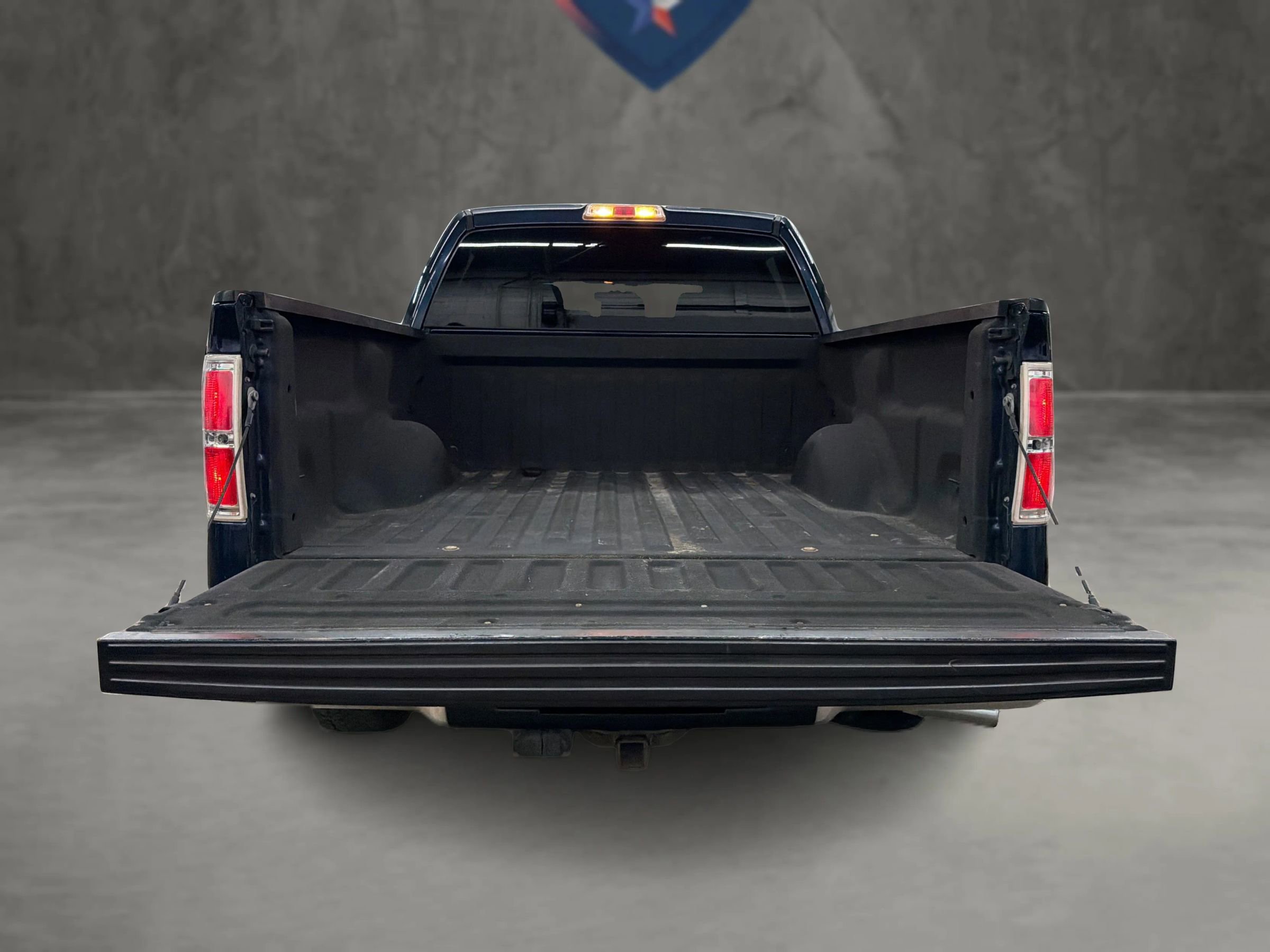 Used 2013 Ford F150 XLT w/ XLT Chrome Pkg image 10