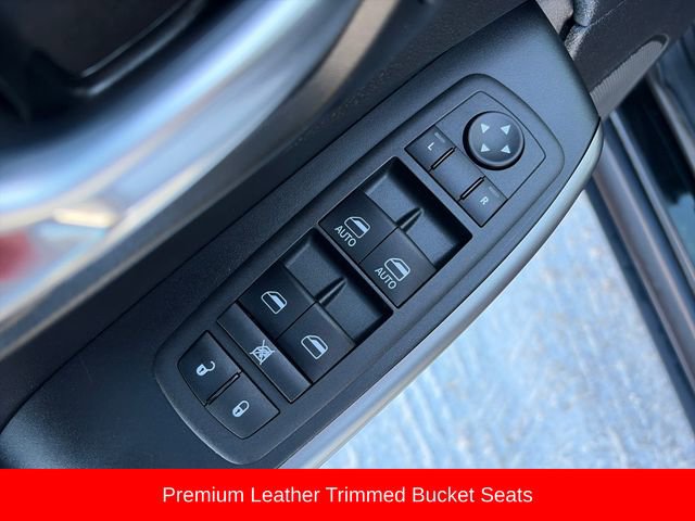 Used 2022 Jeep Cherokee Limited w/ Elite Package image 26