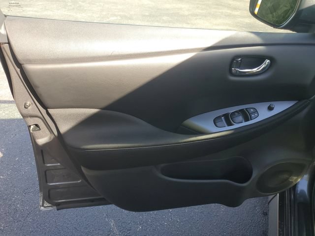 Certified 2025 Nissan Leaf S FWD image 11