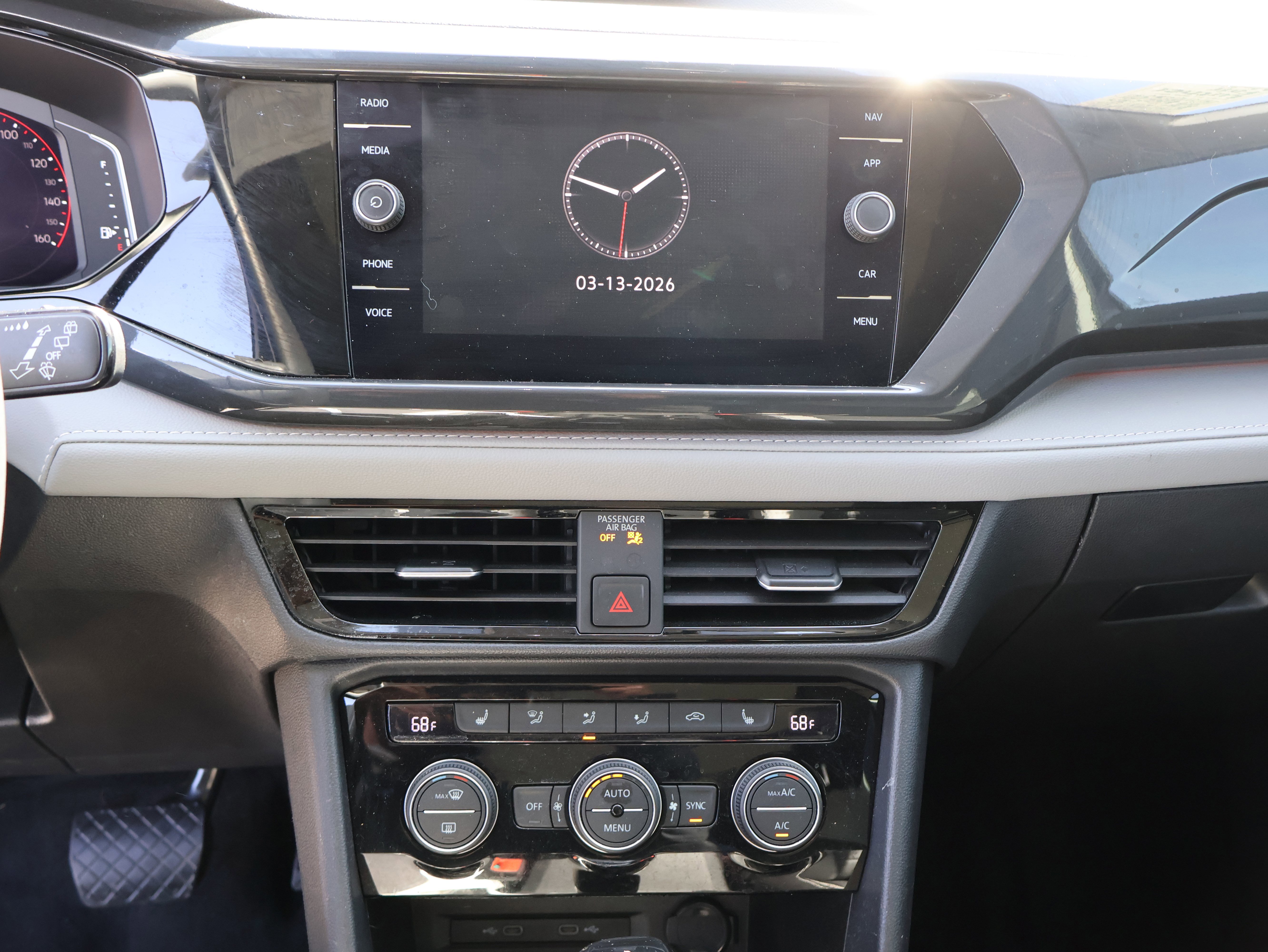 Used 2023 Volkswagen Taos SEL image 25