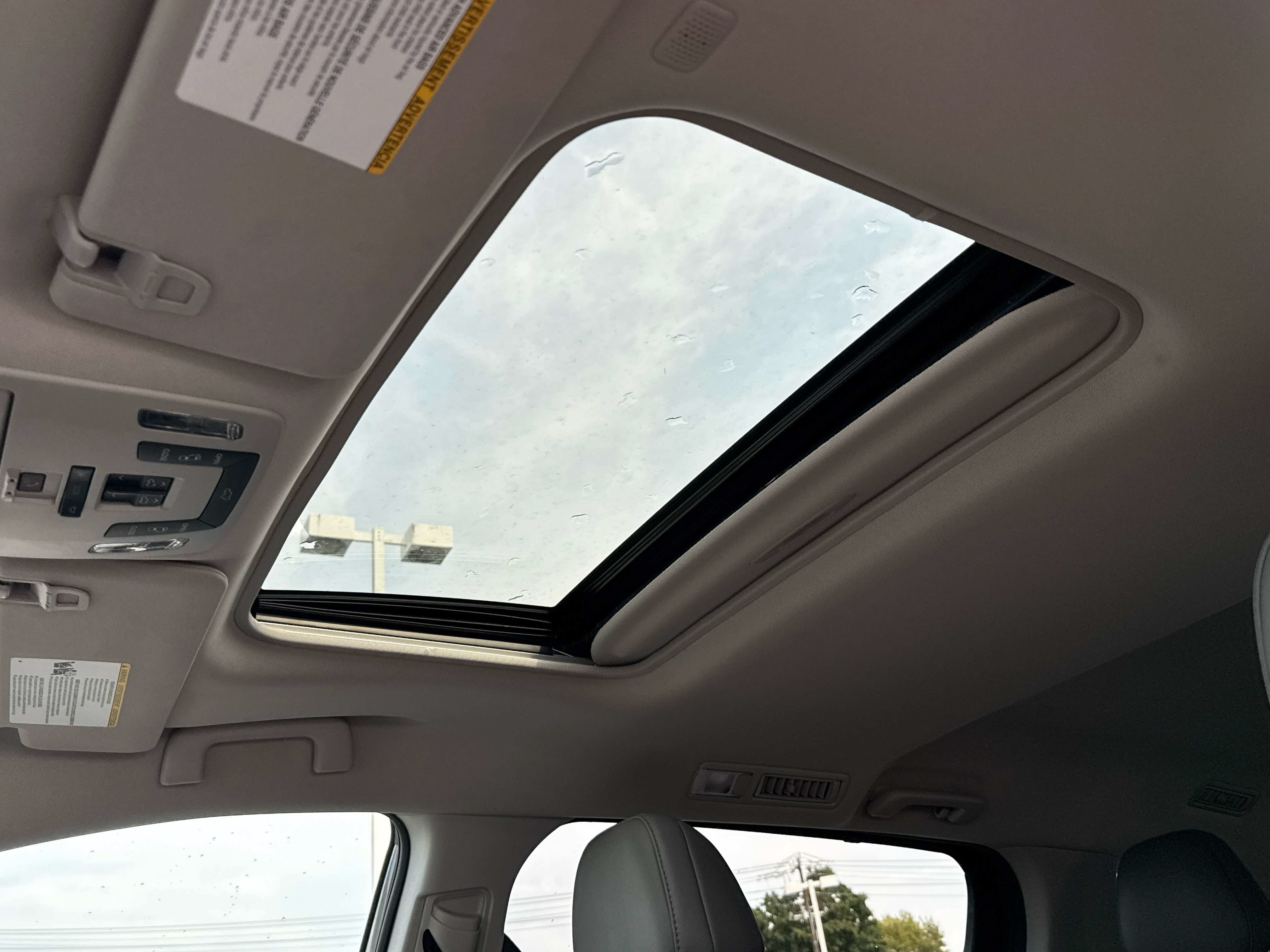 Used 2021 Toyota Sienna XLE FWD image 10