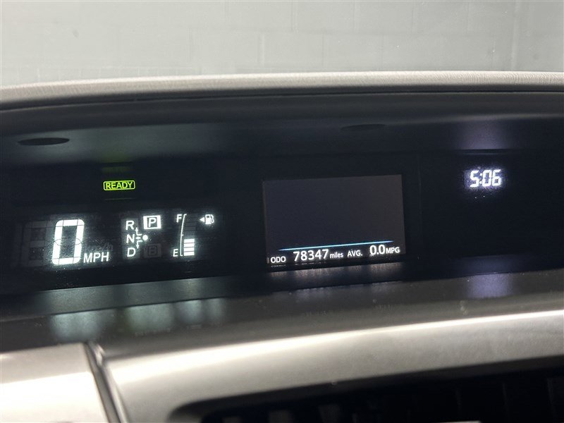 Used 2016 Toyota Prius V Four image 26