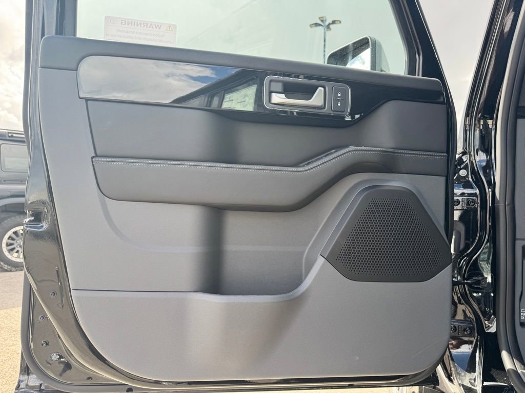 New 2025 INEOS Grenadier Fieldmaster Edition image 22