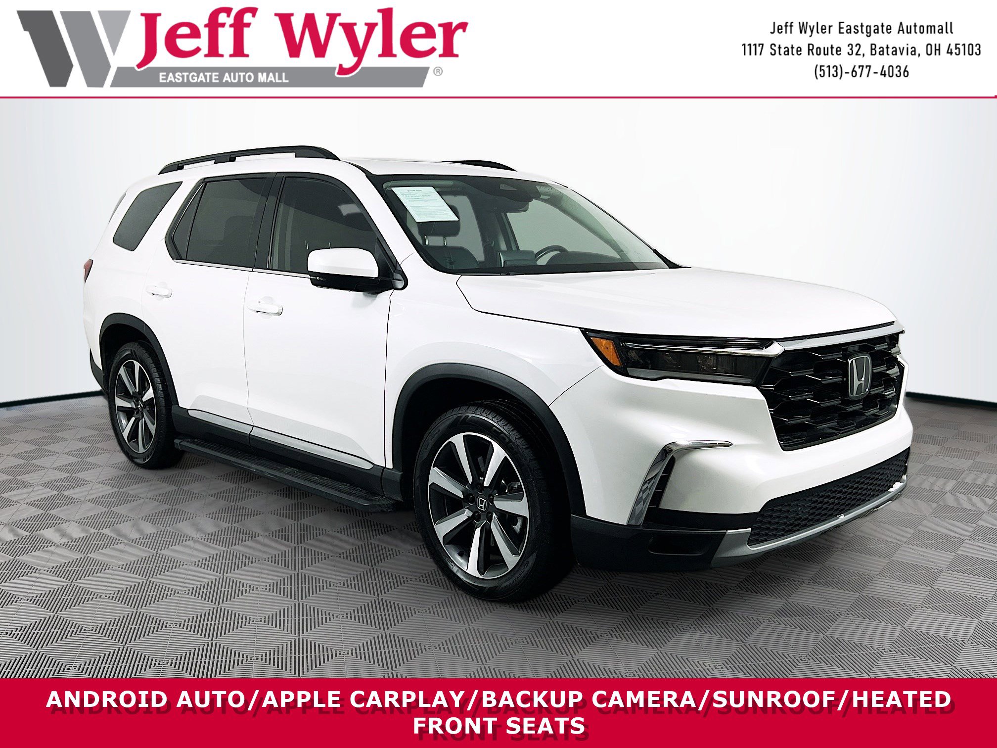 Used 2023 Honda Pilot Touring image 1