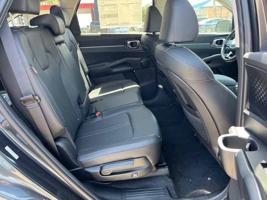 New 2025 Kia Sorento S w/ Panoramic Sunroof Package image 15