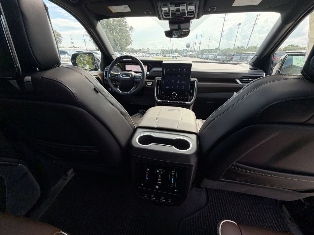 New 2026 GMC Yukon XL Denali Ultimate AWD/4WD image 10