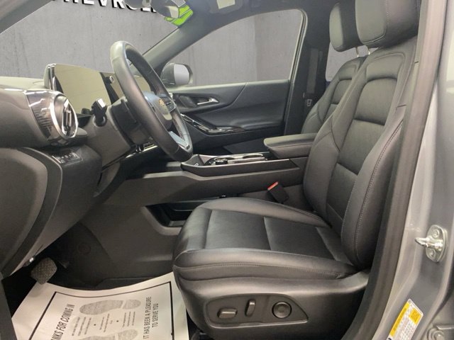 Used 2026 Chevrolet Equinox LT w/ Convenience Package II AWD/4WD image 7
