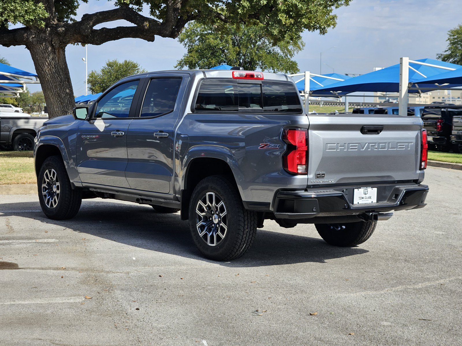 New 2026 Chevrolet Colorado Z71 w/ Technology Package AWD/4WD image 3