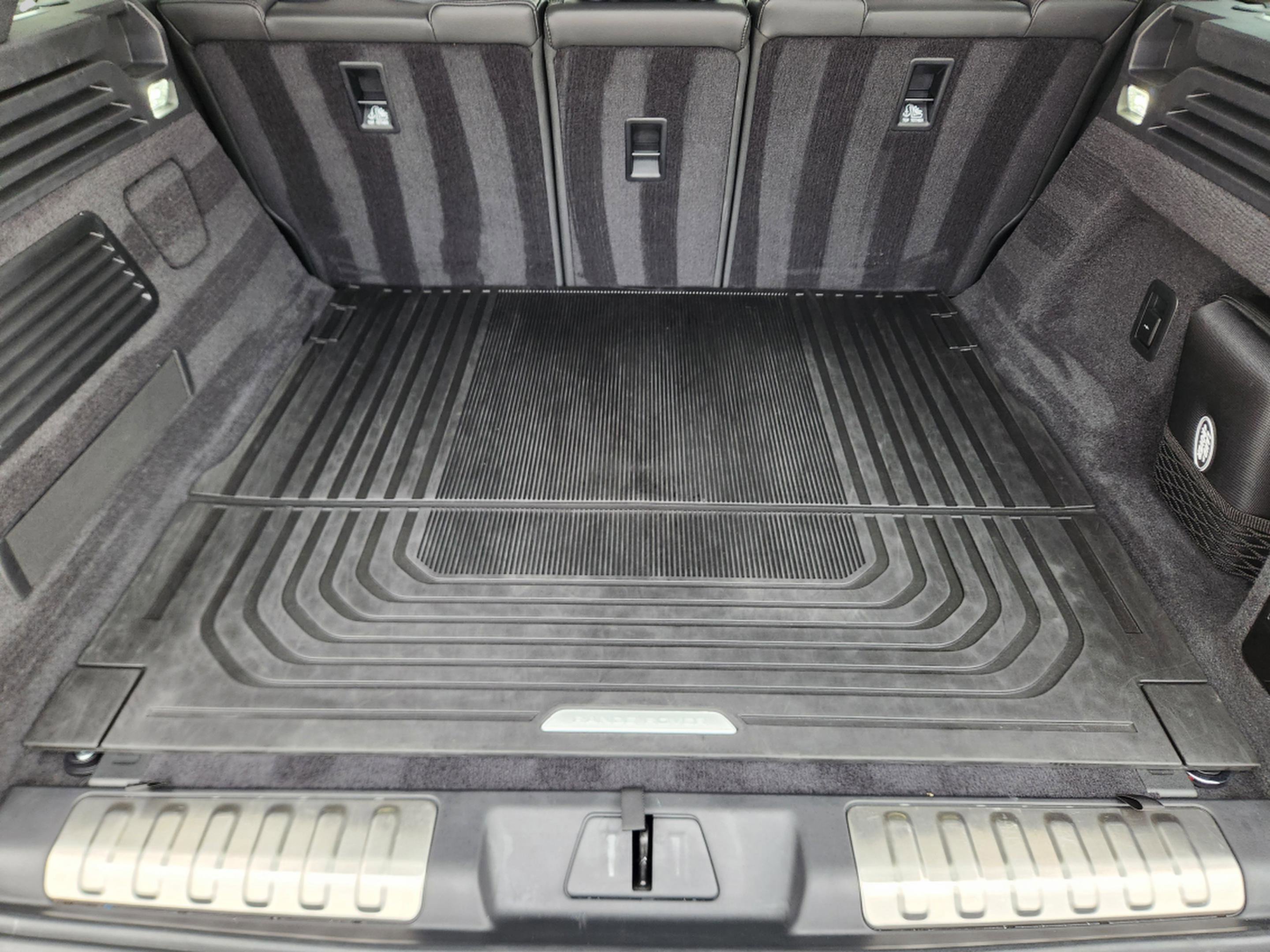 Certified 2024 Land Rover Range Rover Sport SV Edition One Carbon Bronze image 28