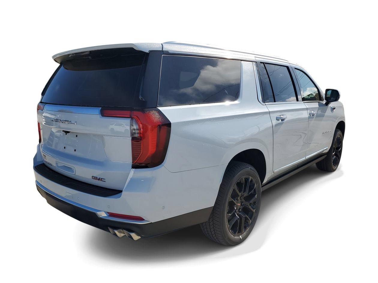 New 2026 GMC Yukon XL Denali w/ Sun & Power Step Package AWD/4WD image 5