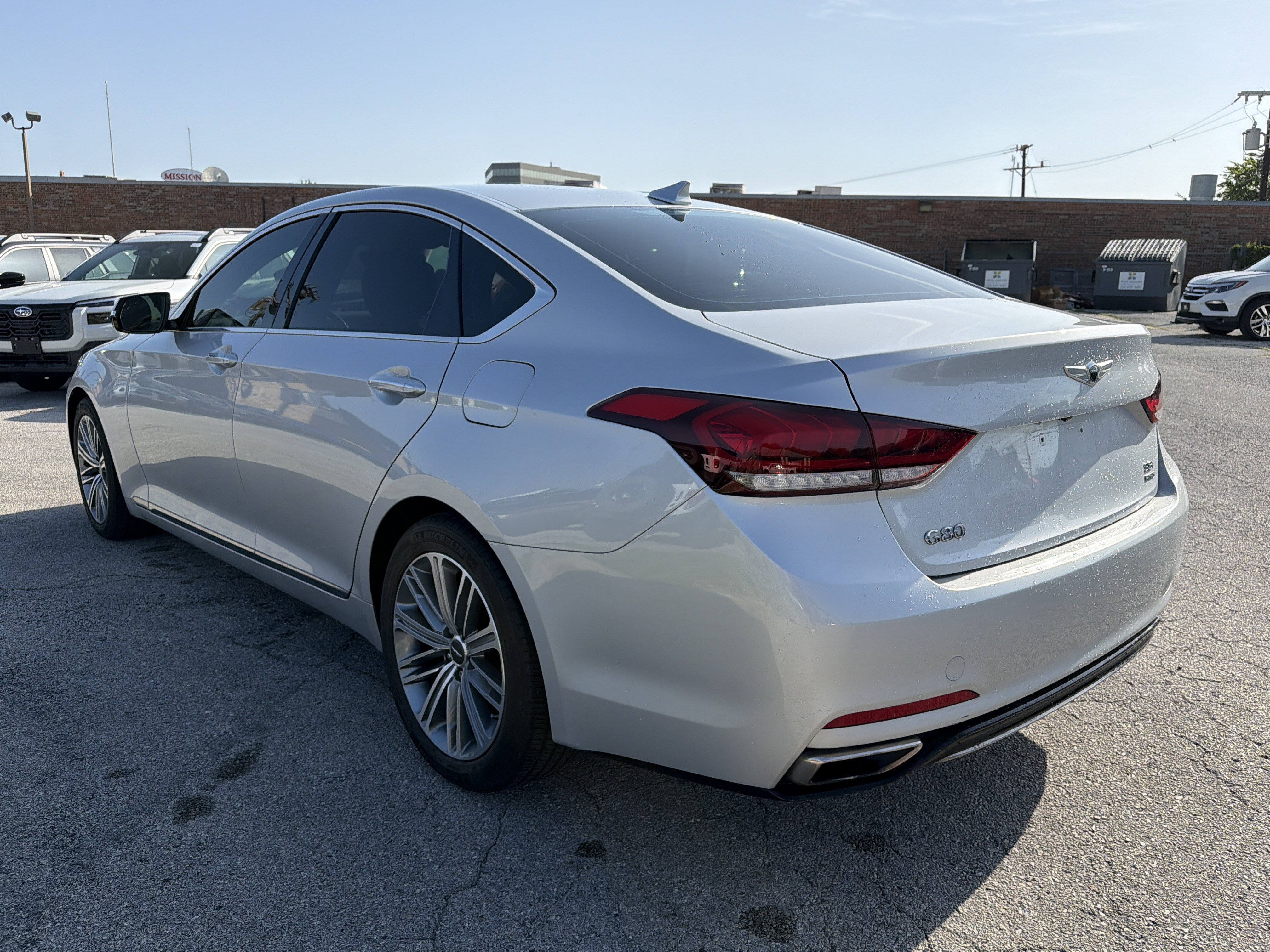 Used 2018 Genesis G80 3.8 AWD/4WD image 5