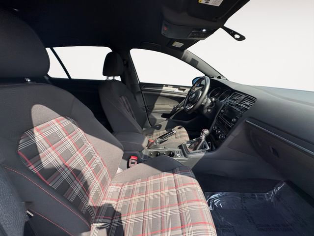 Used 2020 Volkswagen Golf 4-Door image 14