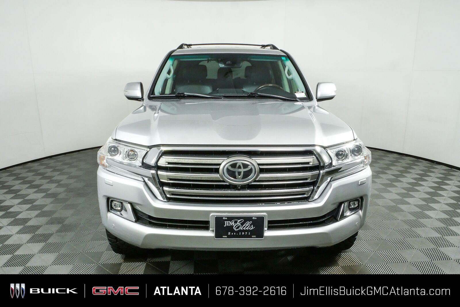 Used 2017 Toyota Land Cruiser AWD/4WD image 28