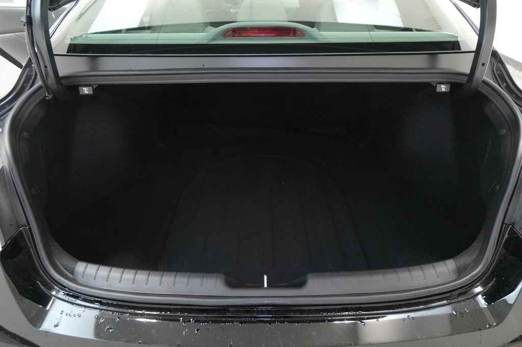 New 2026 Hyundai Elantra Blue image 21