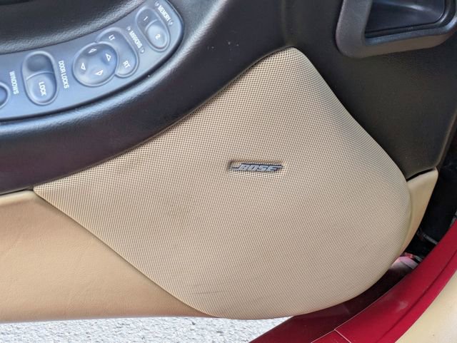 Used 1998 Chevrolet Corvette Convertible w/ Memory Pkg image 13