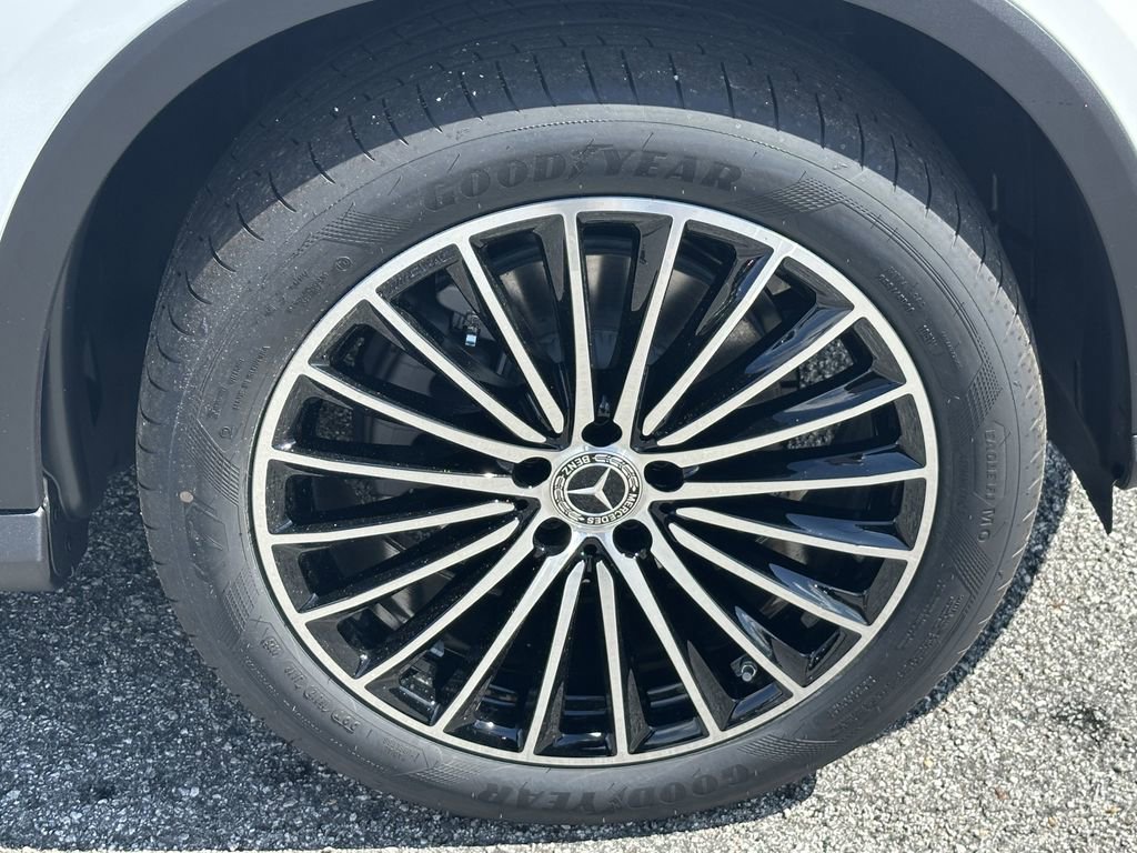 New 2026 Mercedes-Benz GLC 300 image 14