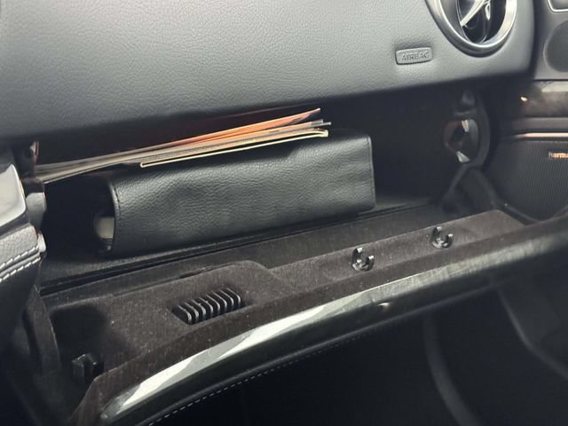 Used 2016 Mercedes-Benz SL 550 w/ Driver Assistance Package image 59