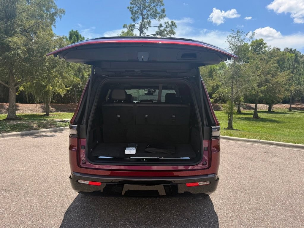 New 2026 Jeep Grand Wagoneer Summit w/ Rear Seat Video Group I AWD/4WD image 44