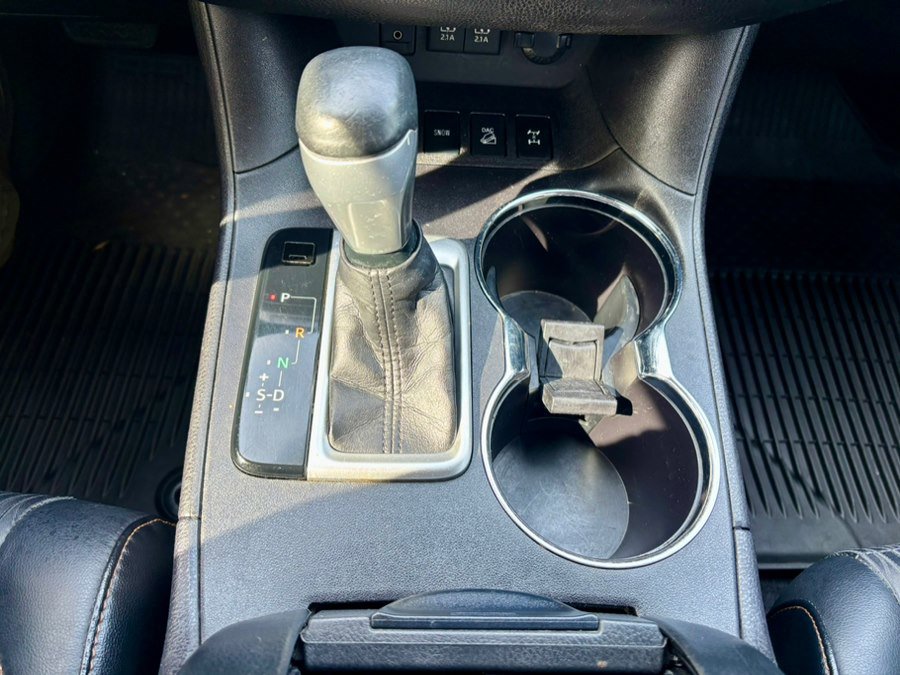 Used 2018 Toyota Highlander Plus image 27