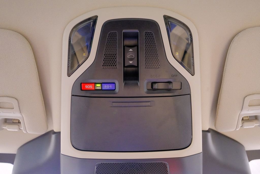 Used 2024 Subaru Legacy Limited image 29