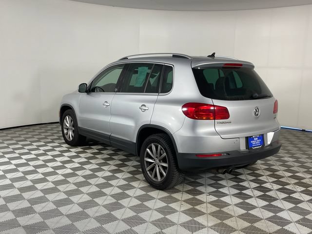 Used 2017 Volkswagen Tiguan Wolfsburg Edition AWD/4WD image 15