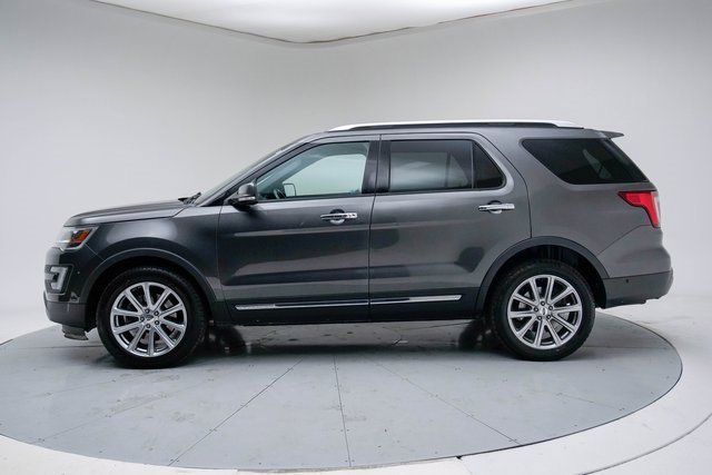 Used 2017 Ford Explorer Limited w/ Equipment Group 301A image 2