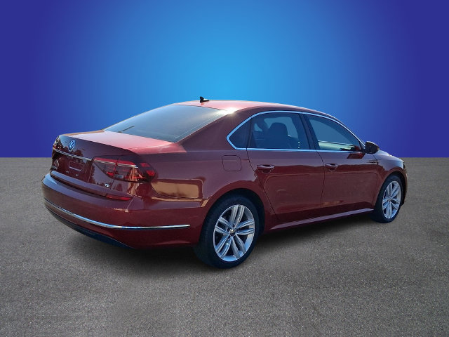 Used 2018 Volkswagen Passat 2.0T SE FWD image 4