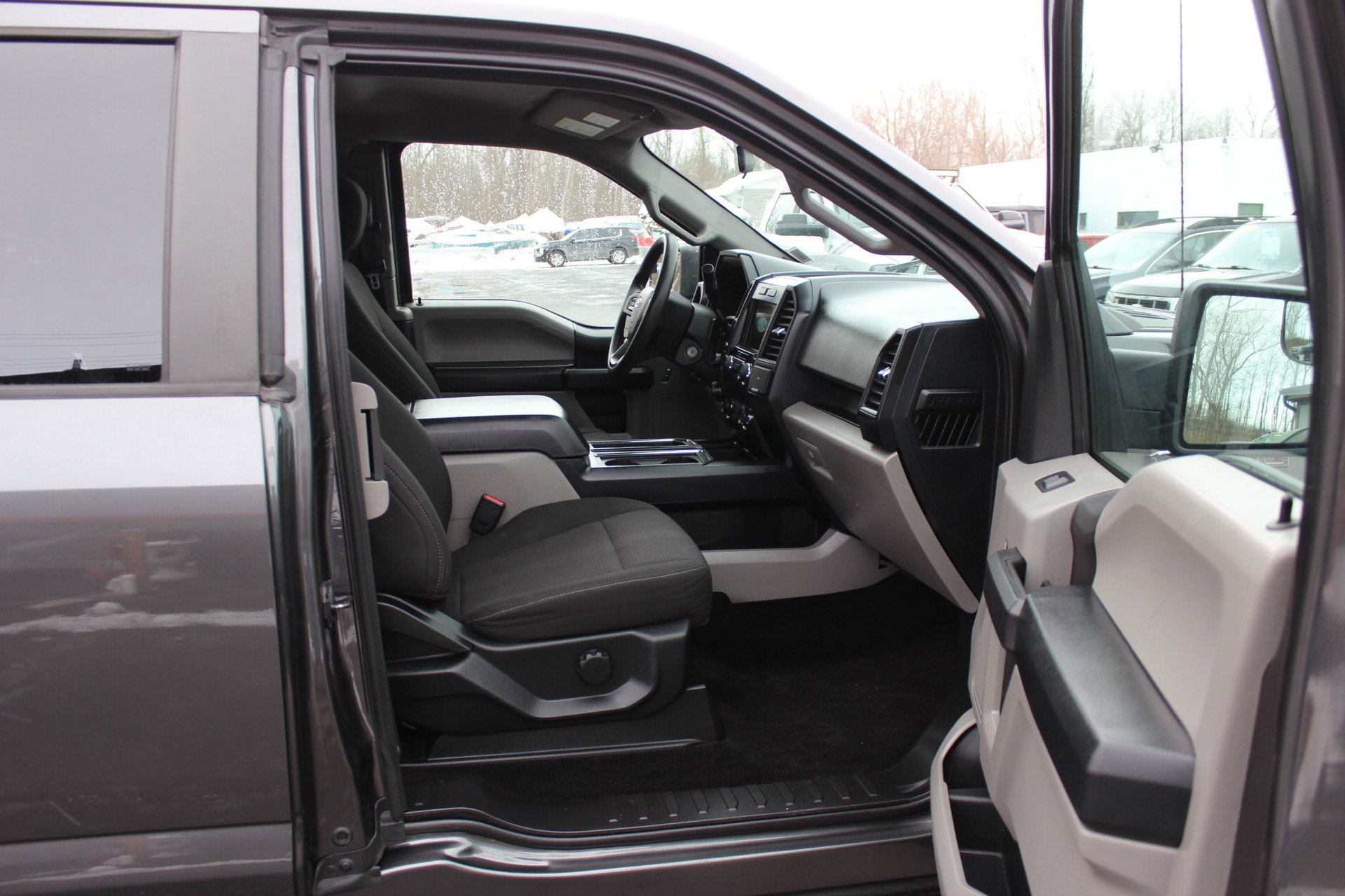 Used 2017 Ford F150 XL w/ Equipment Group 101A Mid image 36