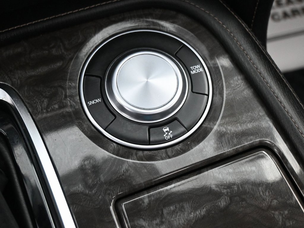 Used 2021 Nissan Armada Platinum w/ Captain's Chairs Package image 19