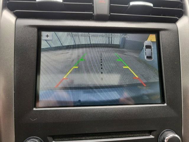 Used 2017 Ford Fusion SE w/ Fusion SE Technology Package image 14