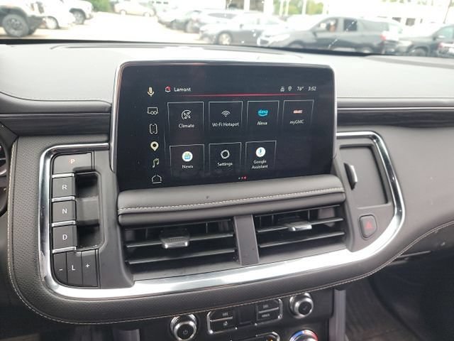 Used 2024 GMC Yukon SLT AWD/4WD image 12