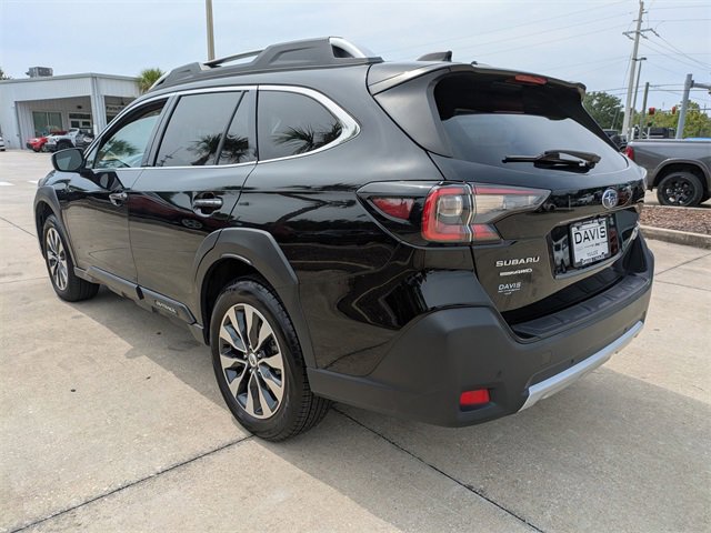 Used 2024 Subaru Outback Touring image 5