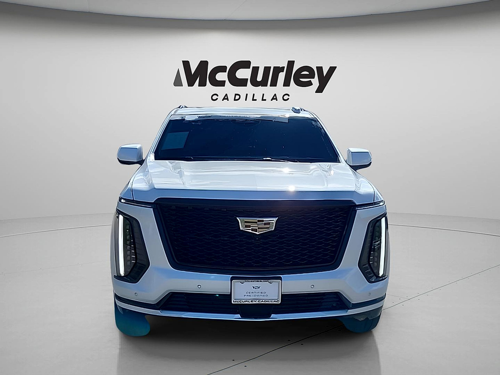Certified 2025 Cadillac Escalade Sport Platinum AWD/4WD image 2