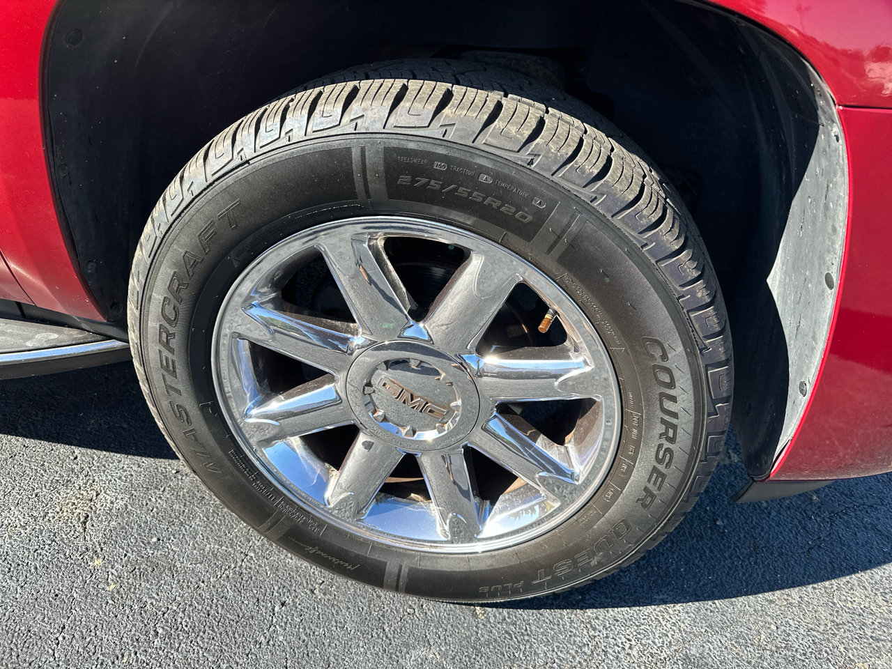 Used 2014 GMC Yukon XL Denali image 8