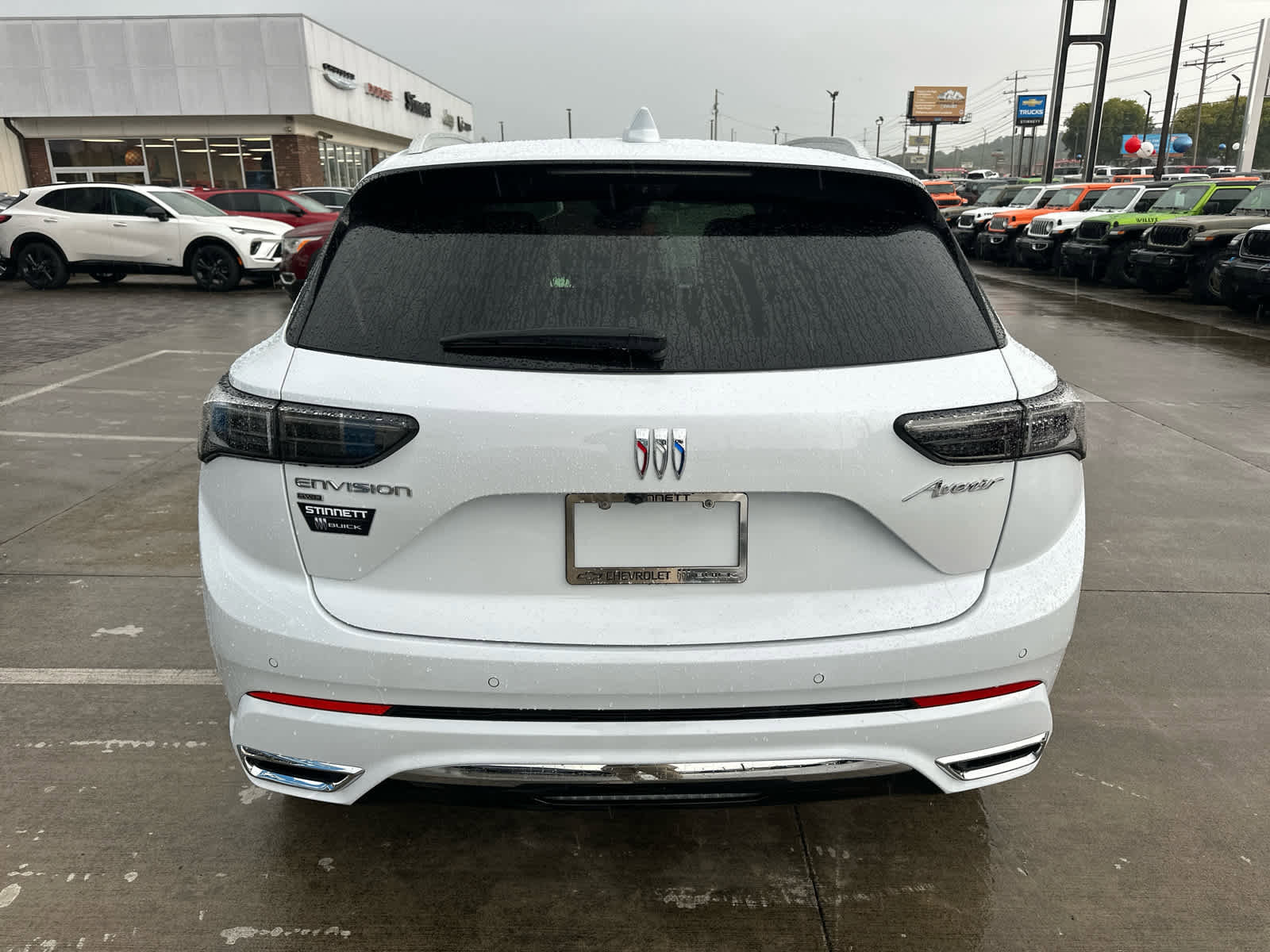 New 2025 Buick Envision Avenir image 8