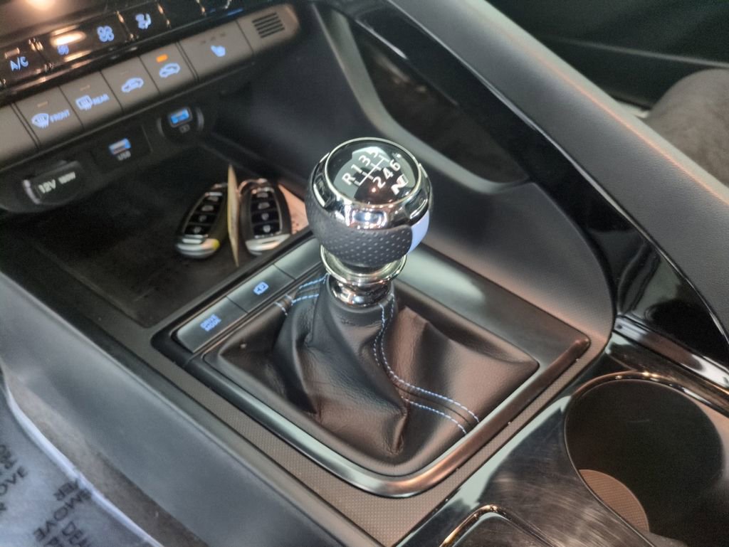 Used 2023 Hyundai Elantra N image 23