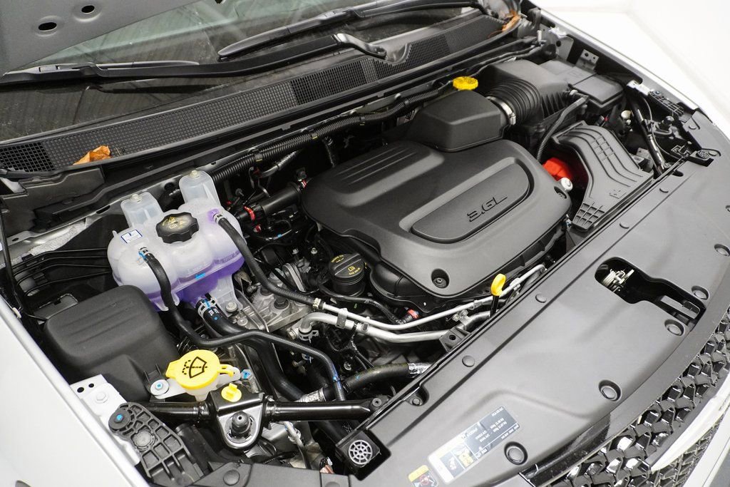 New 2026 Chrysler Pacifica Limited image 10