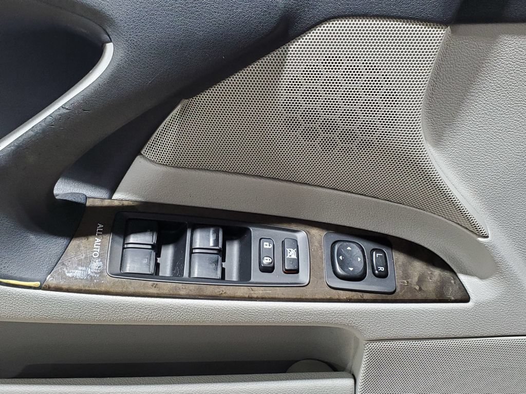 Used 2012 Lexus IS 250 w/ Premium Pkg Value Edition RWD image 32