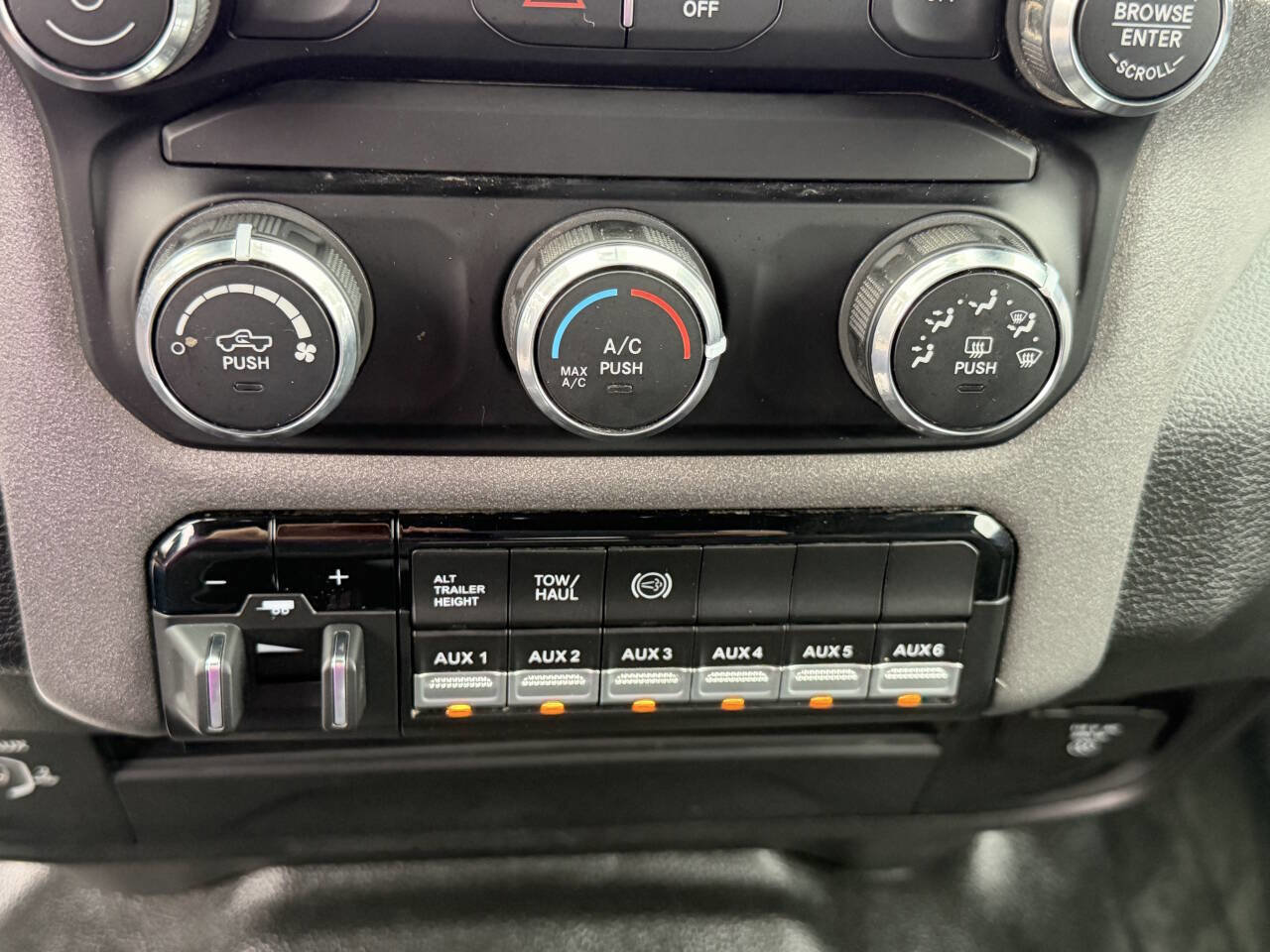 Used 2022 RAM 2500 Tradesman w/ Chrome Appearance Group image 35