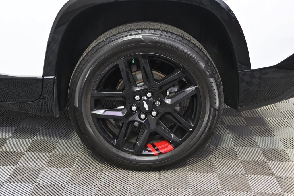 Used 2018 Chevrolet Traverse Premier w/ Redline Edition AWD/4WD image 21