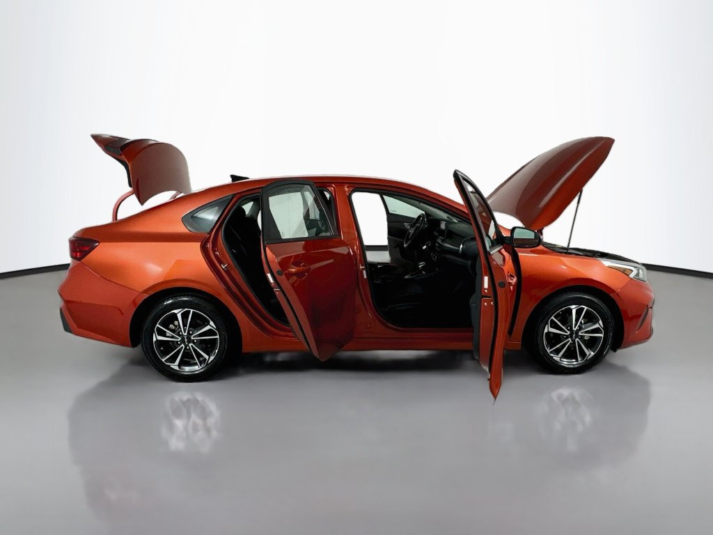 Used 2022 Kia Forte LXS FWD image 21